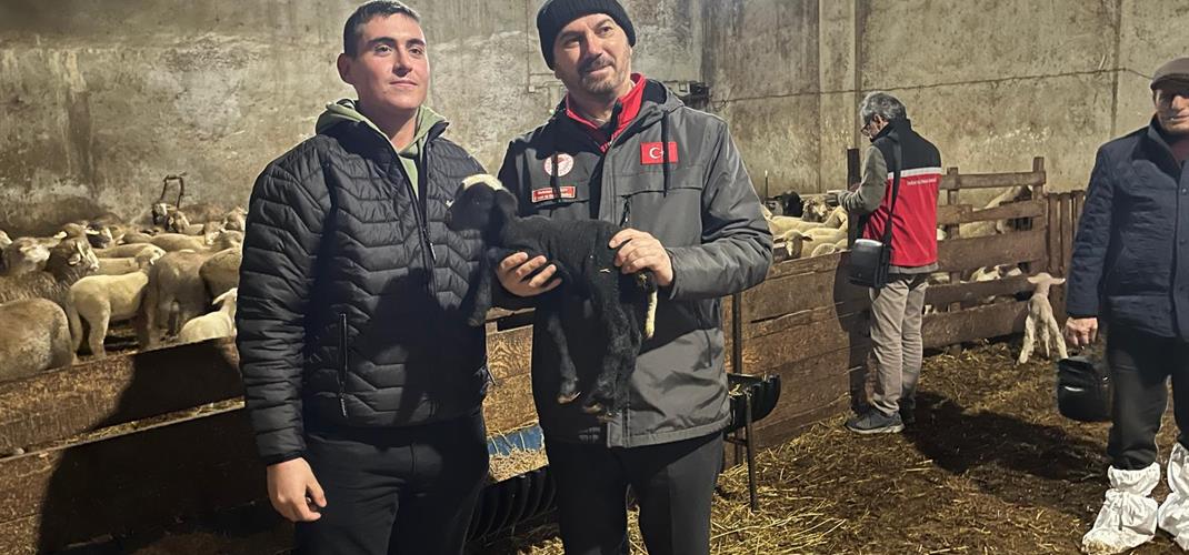 İl Müdürü Mehmet AKSOY Hayvancılık İşletmesini Ziyaret Etti