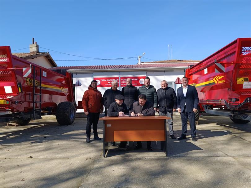 Türkiye İklim Akıllı ve Rekabetçi Tarımsal Büyüme Projesi Kapsamında Katı Gübre Römorku Dağıtımı Yapıldı